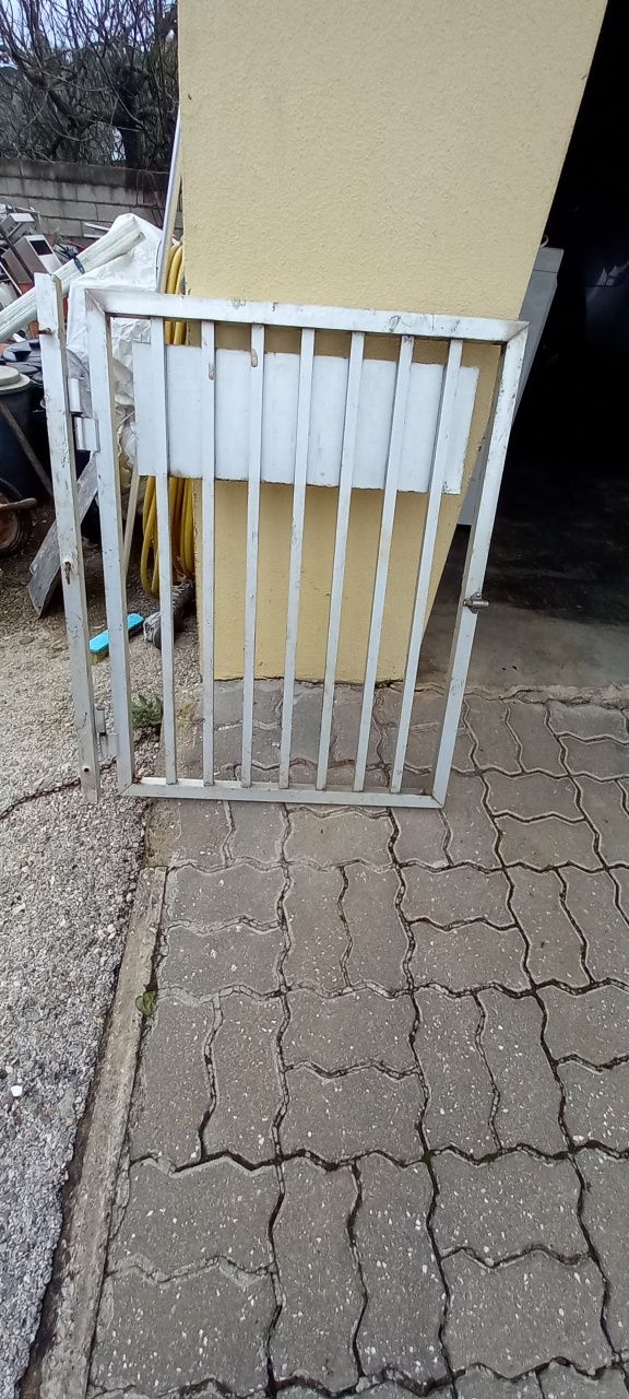 Porta de alumínio