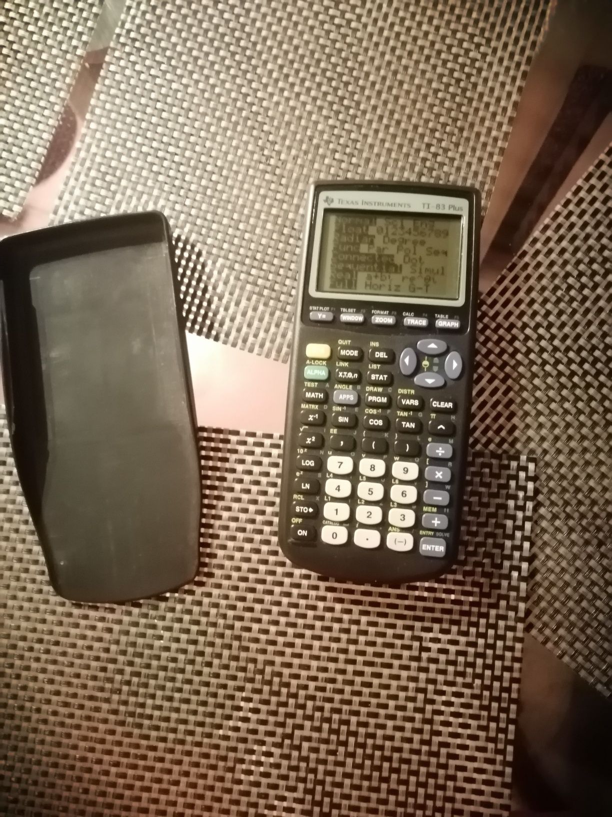 Графічний калькулятор Texas instruments ti-83 plus