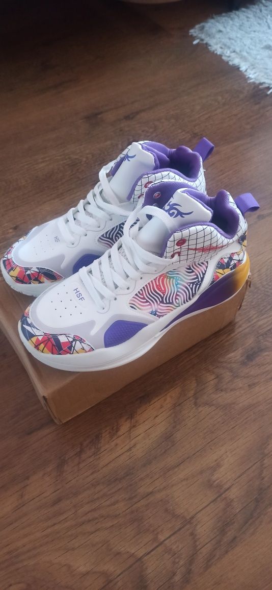 Fajne buty dla fajnej osoby
