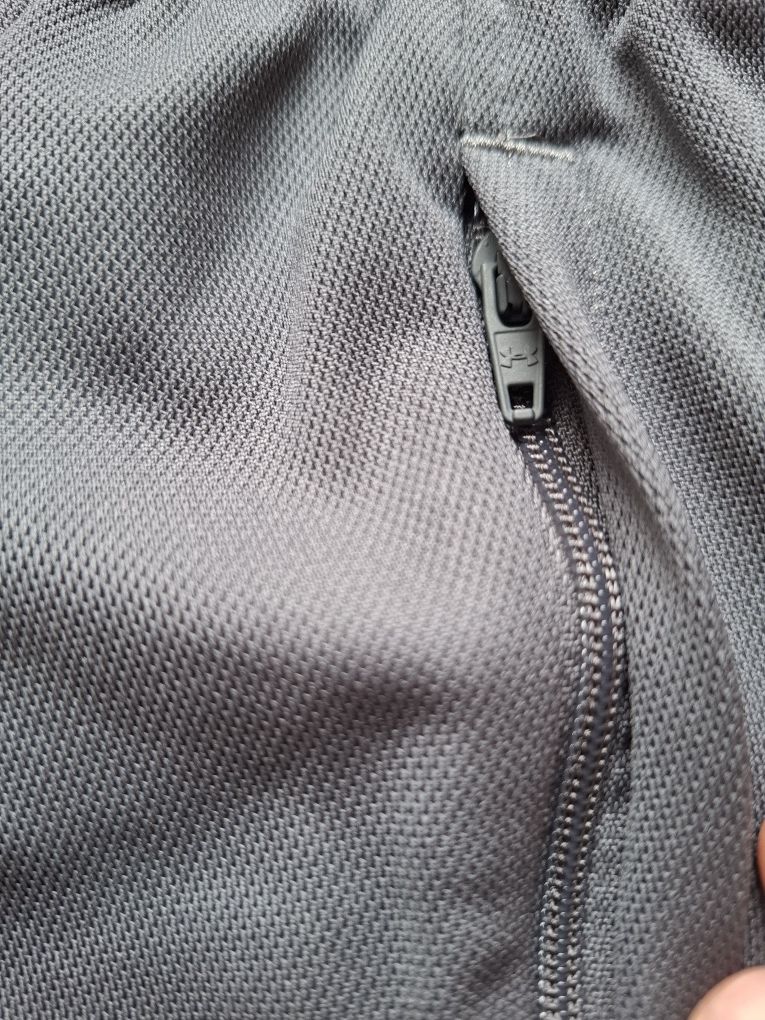 Spodnie dresowe Under Armour S nowe