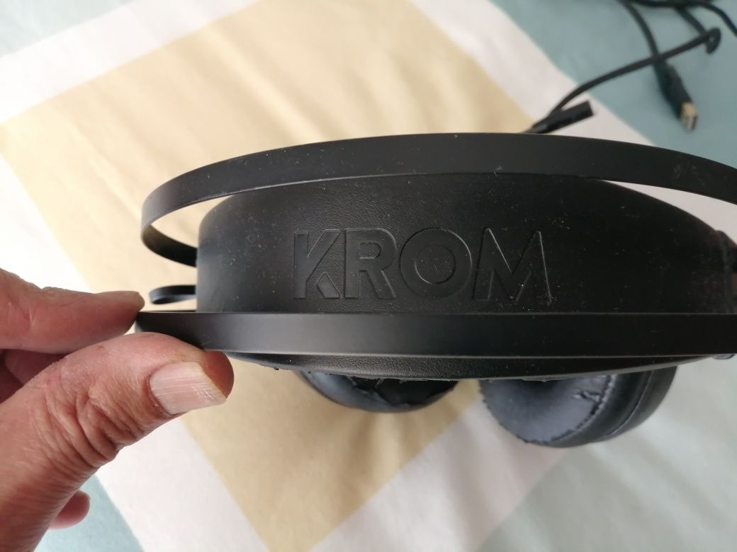 Headset krom 7.1 usado