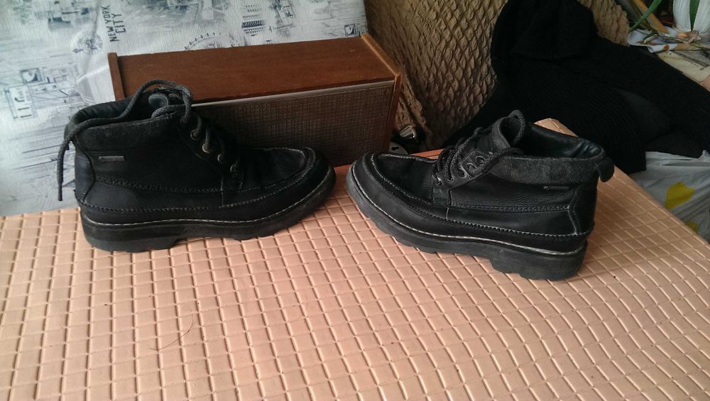 Качественные Мужские тёплые ботинки Clarks= GORE-TEX 41р. в хорошем со