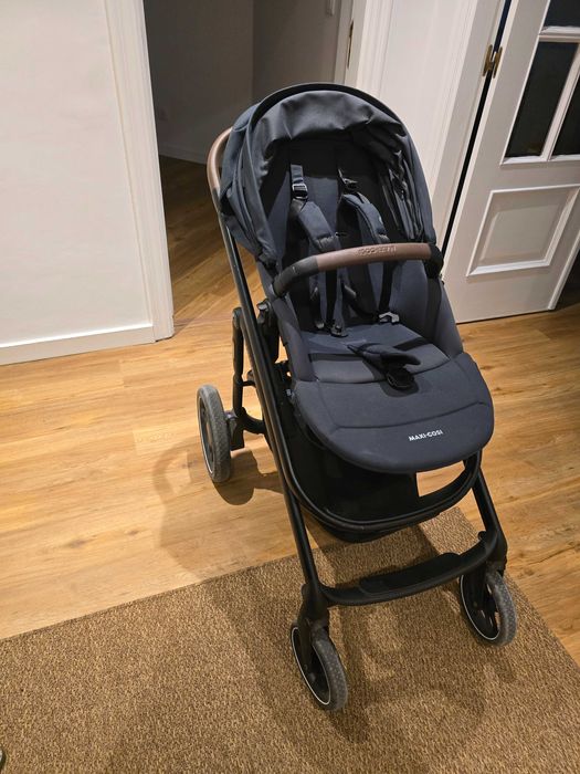 Carrinho de bebé MaxiCosi Plaza Plus + alcofa
