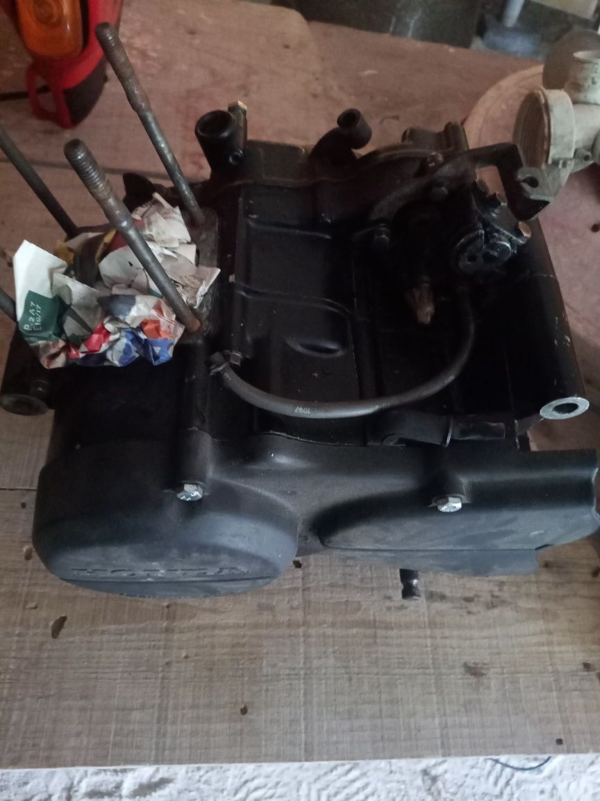 Motor Honda CRM 50