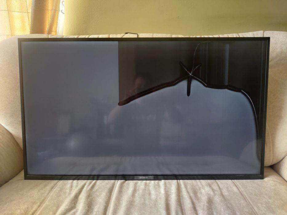 Телевізор Sony KD-43XG8096 (розбитий)