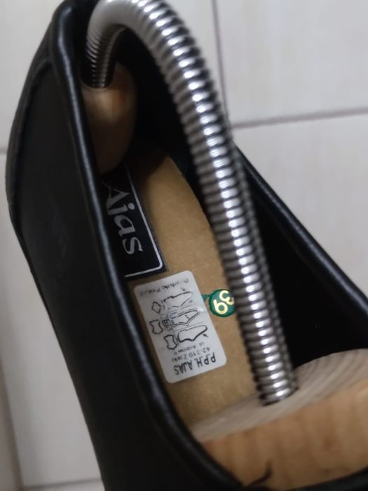 buty damskie 39 Ajas czółenka mokasyny obuwie czarne 39 But skórzane c