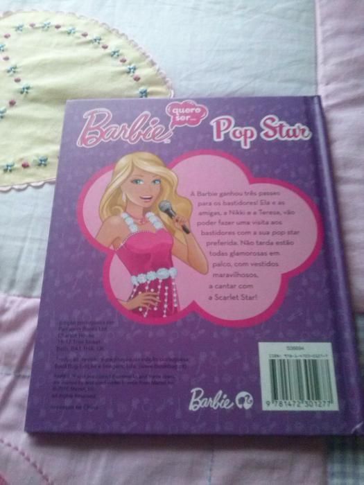 Livro da Barbie, portes incluídos