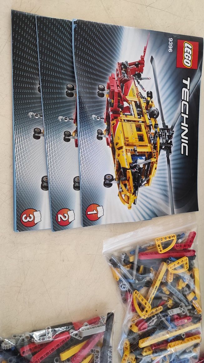 Lego Technic 9396 Rescue Helicopter