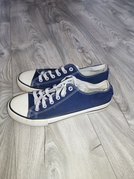 Męskie granatowe trampki Vico Rozm42