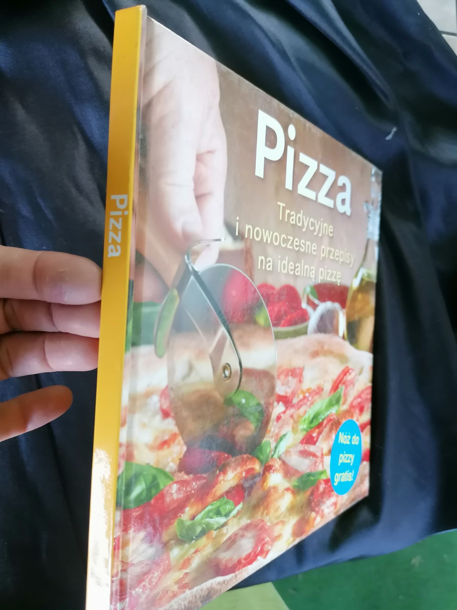 Książka Pizza - tradycyjne i nowoczesne przepisy
