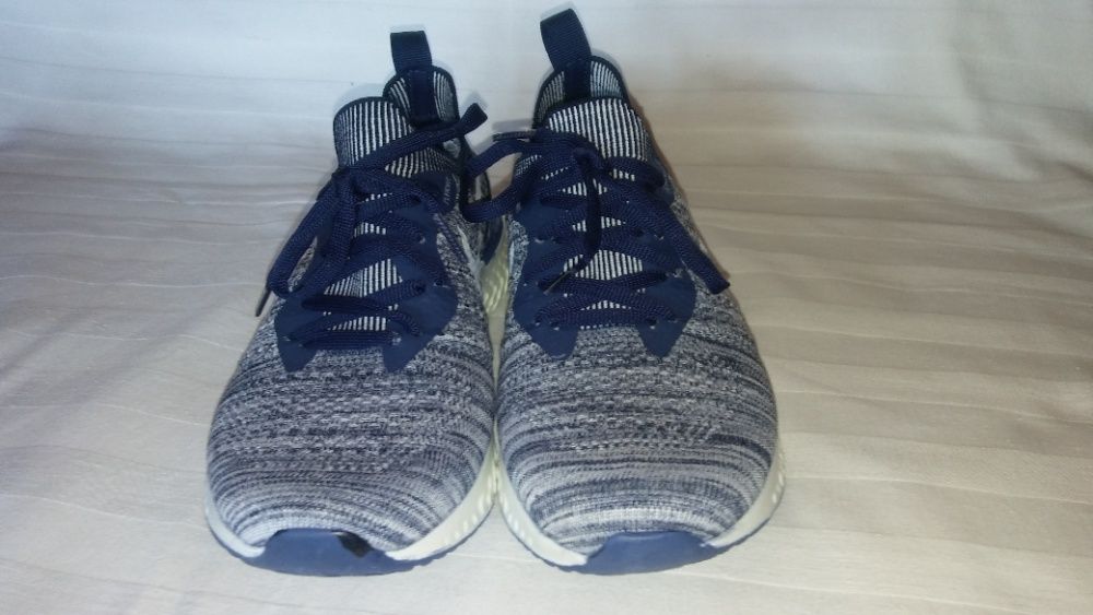 Nike react flyknit roz. 41, dł.wkł.26,5- super stan