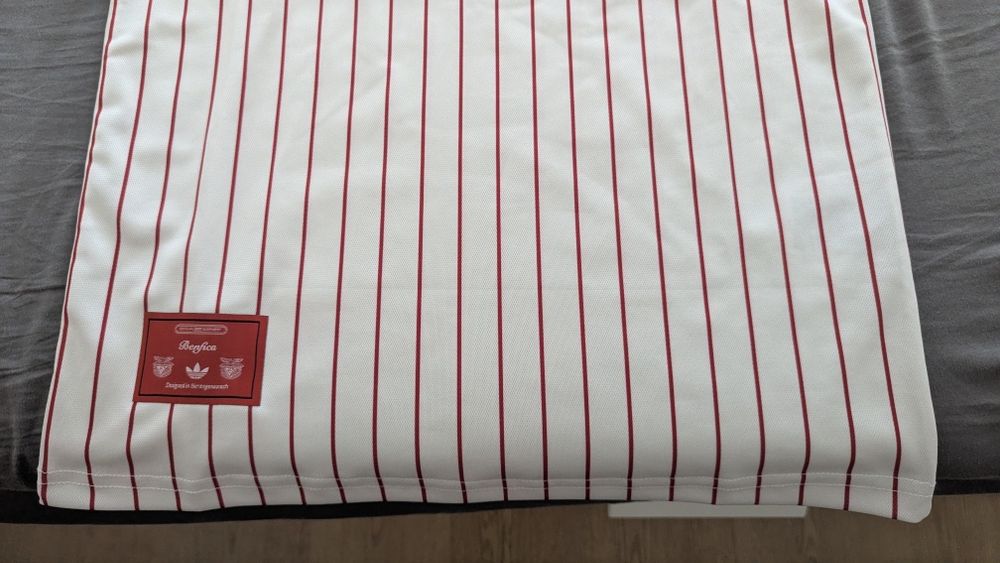 Camisola Retro SL Benfica x Adidas Originals - S
Sócio