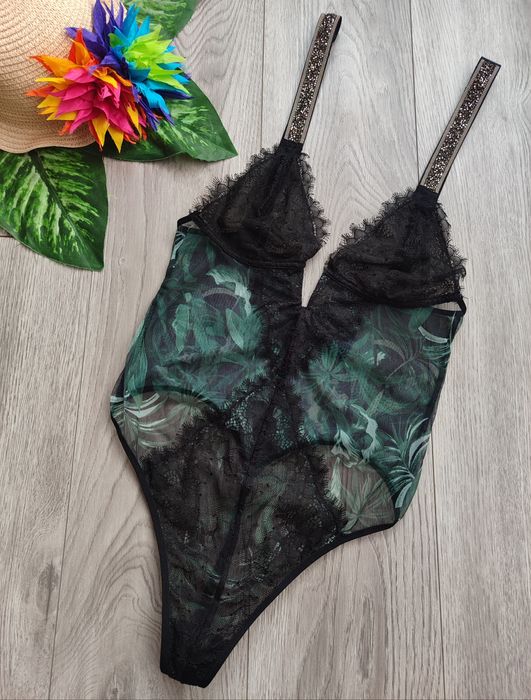 Мереживне боді зі стразами Victoria's Secret VERY SEXY розмір S