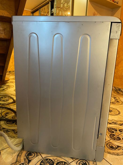 Посудомийна машина BEKO