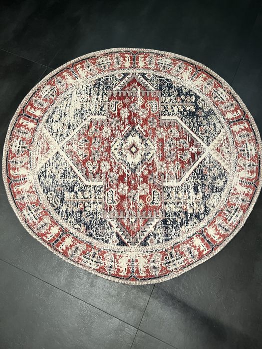 Nowy dywan 150cm