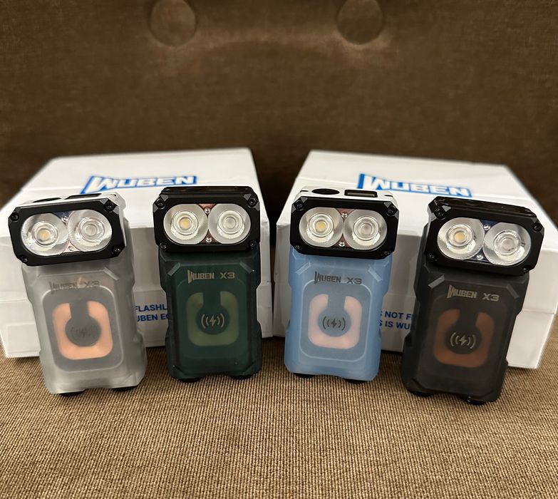 Wuben X3 EDC червоне світло ліхтарик з безпровідною зарядкою