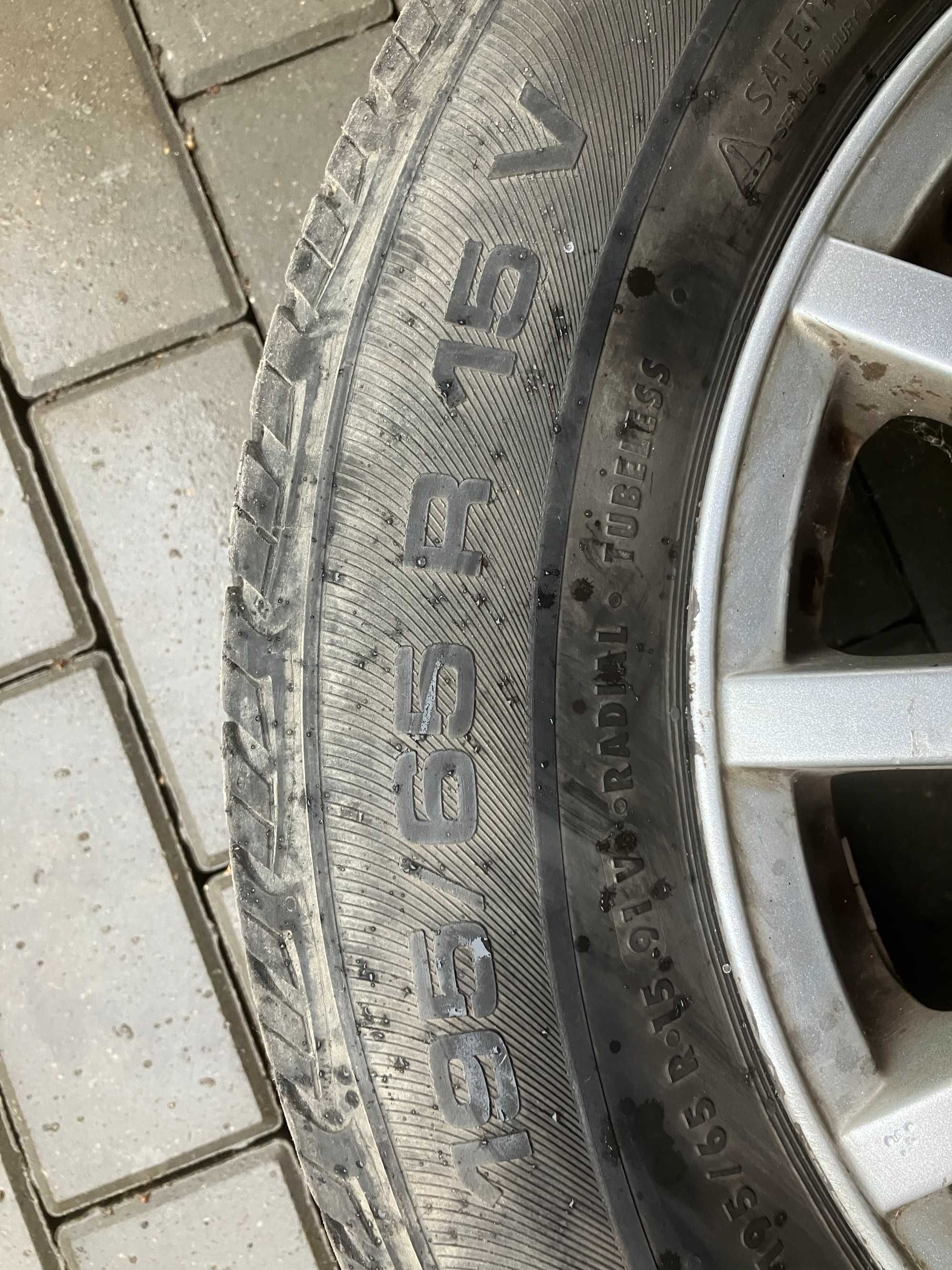 Sprzedam koła letnie Vw 15" roz.śr. 5x100