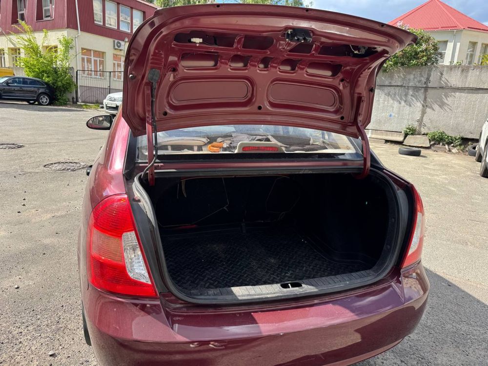 Продається машина Hyundai Accent 2010