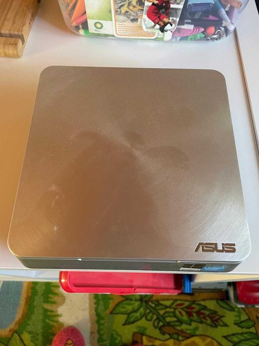 Asus PC - VM40B - Muito pouco uso oferta teclado e rato