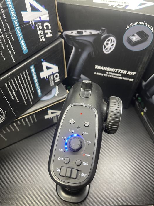 Пульт ТХ4 2,4 ГГЦ 4СН новий