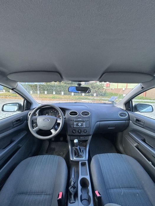 Ford Focus mk2 1.6 benzyna klimatyzacja elektryka 2007r 230 tys