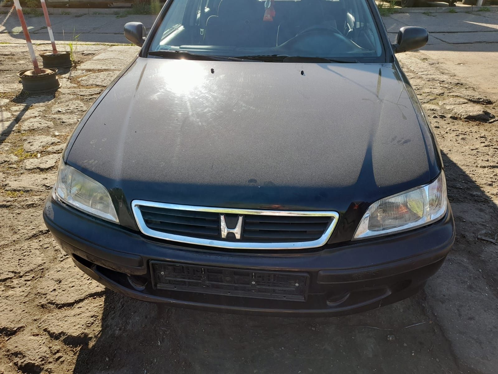 Honda Civic 1999r. 1.4benzyna 66kW/90KM maska przòd 257/24