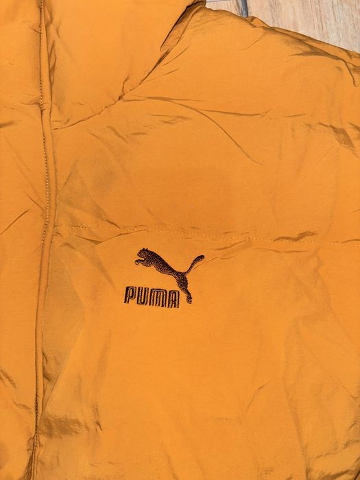 Курточка Puma.