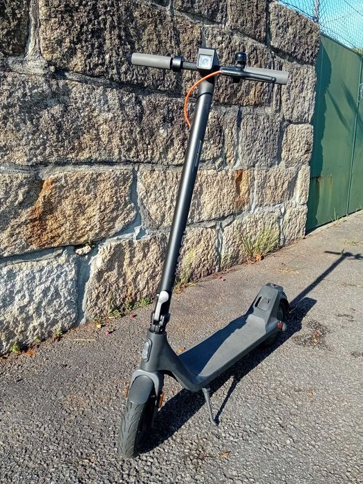 Trotinete Elétrica XIAOMI 4 Lite V2 – Excelente Estado