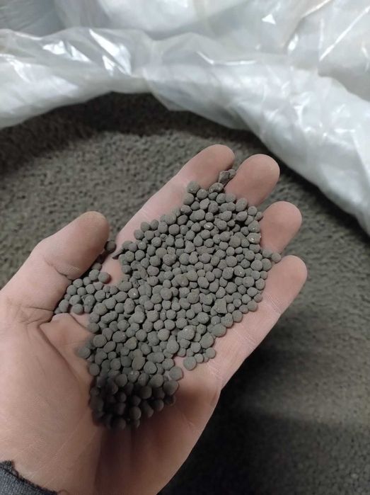 Czarna Kreda jeziorna-wapno granulowane węglanowe, kredowe