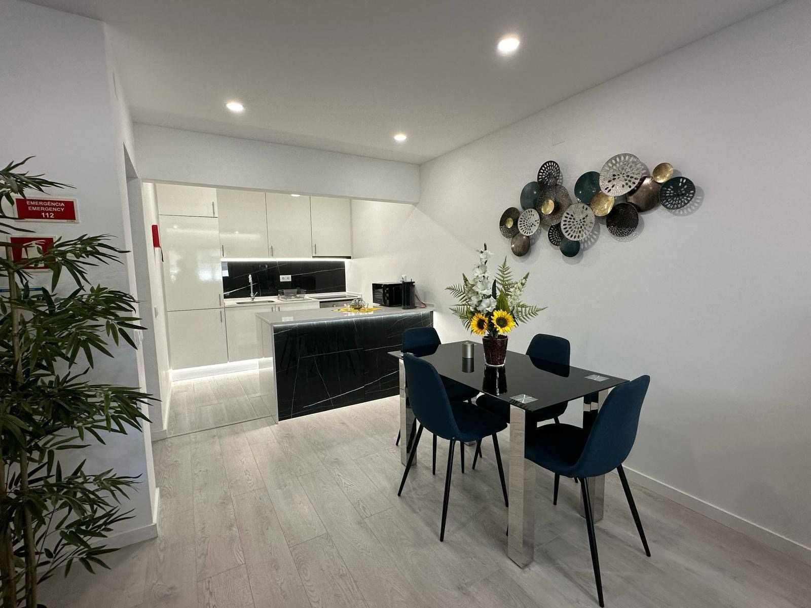 Apartamento T1 Remodelado e Mobilado — a 5 min da Praia!