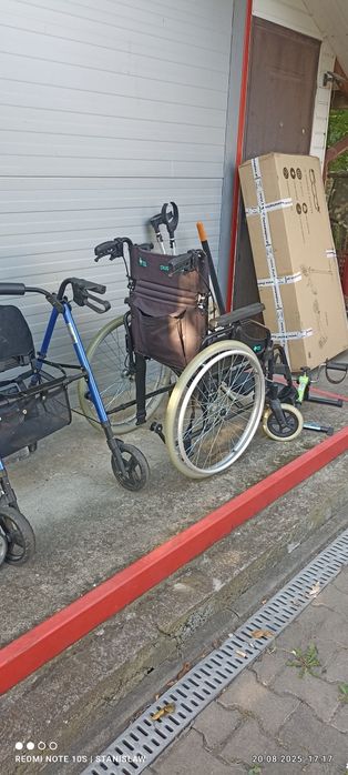Sprzedam wózek inwalidzki składany