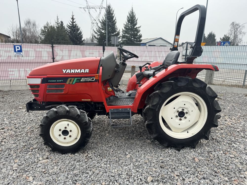 Traktorek traktor ogrodniczy Yanmar AF250 | Wspomaganie | Rewers | 4x4