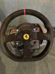 Kierownica Thrustmaster T300 Ferrari Alcantara + pedały + rękawice