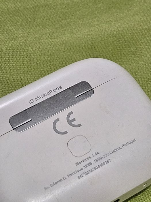 iS MusicPods (AirPods with Digital Display)64551978887297123