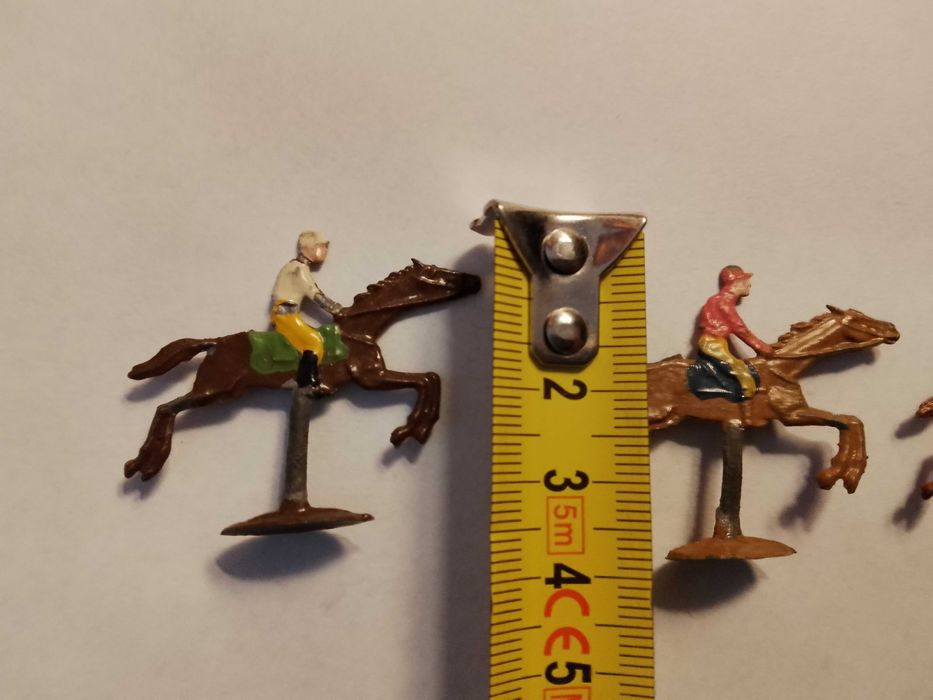 star zabawka figurki dżokeje konie, 3 sztuki prawdopodobnie lata 30