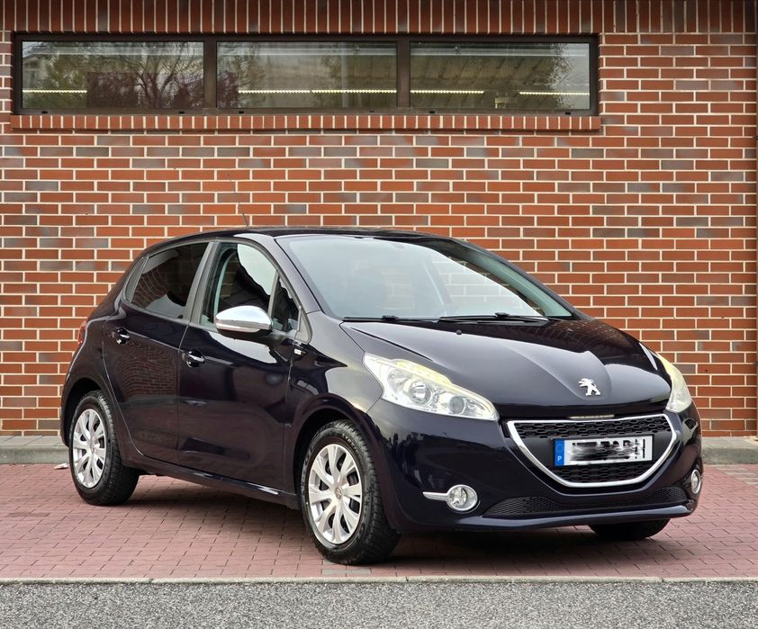 Peugeot 208 1.2 Puretech | Versão Style | 90.000KM
