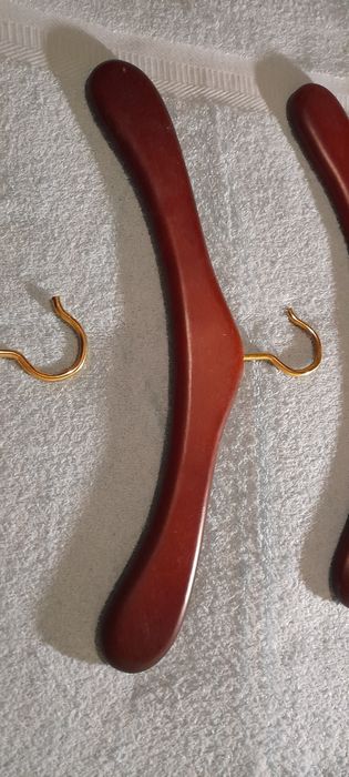 3 Cabides em madeira maciça 45 cm - Bom estado