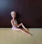 Lalka Barbie, ruchome stawy
