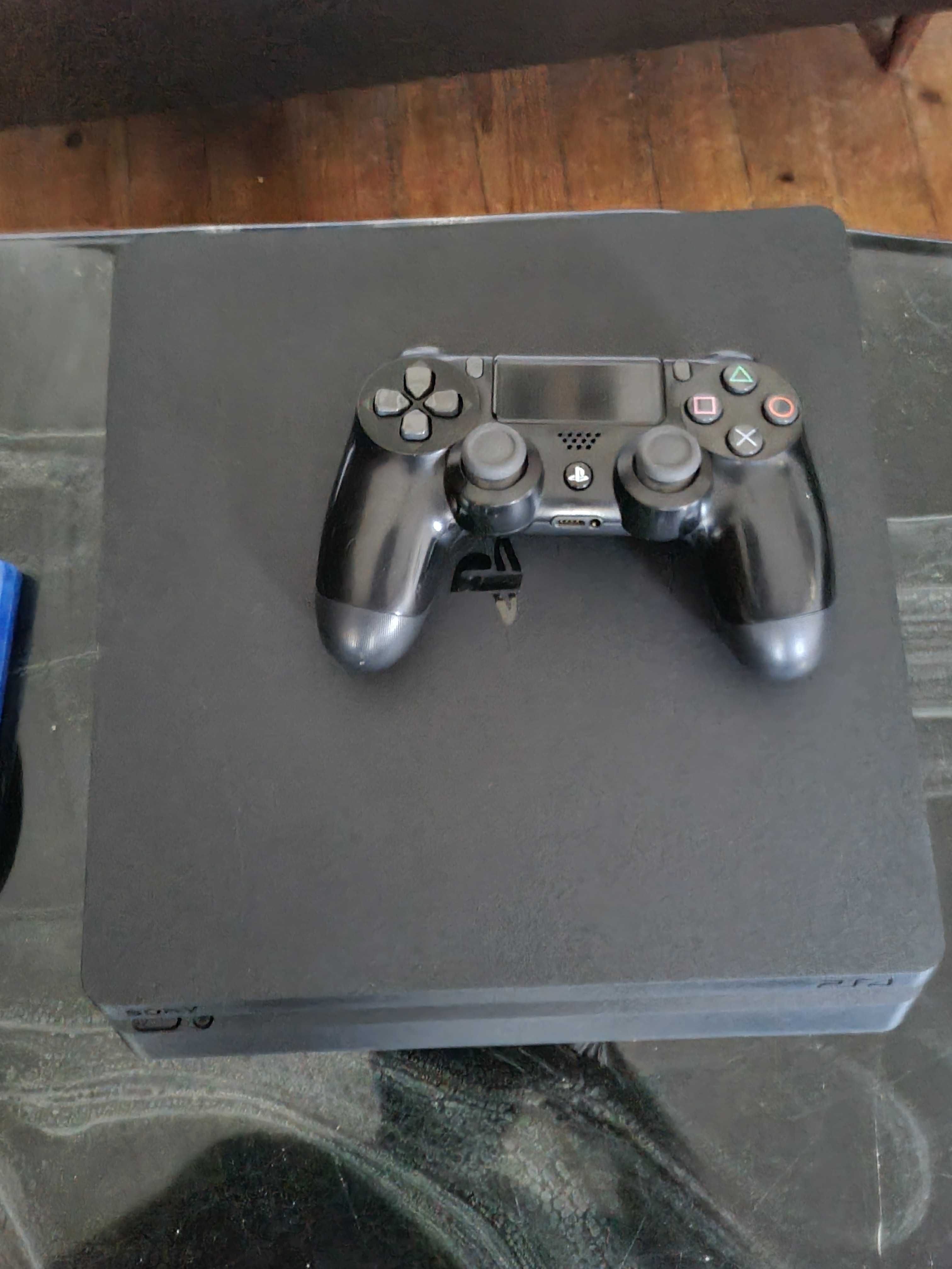 Playstation 4 slim com 1TB versão de firmware 10.50 (desbloqueavel)