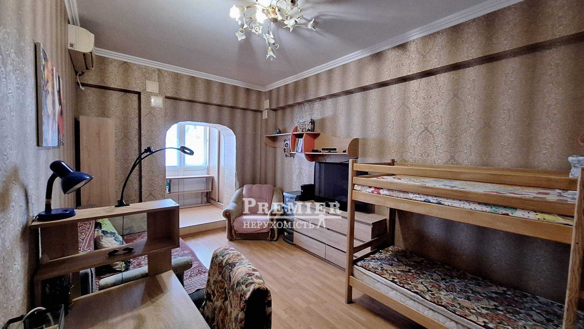 Продається 2 кімн. квартира в Чорноморську