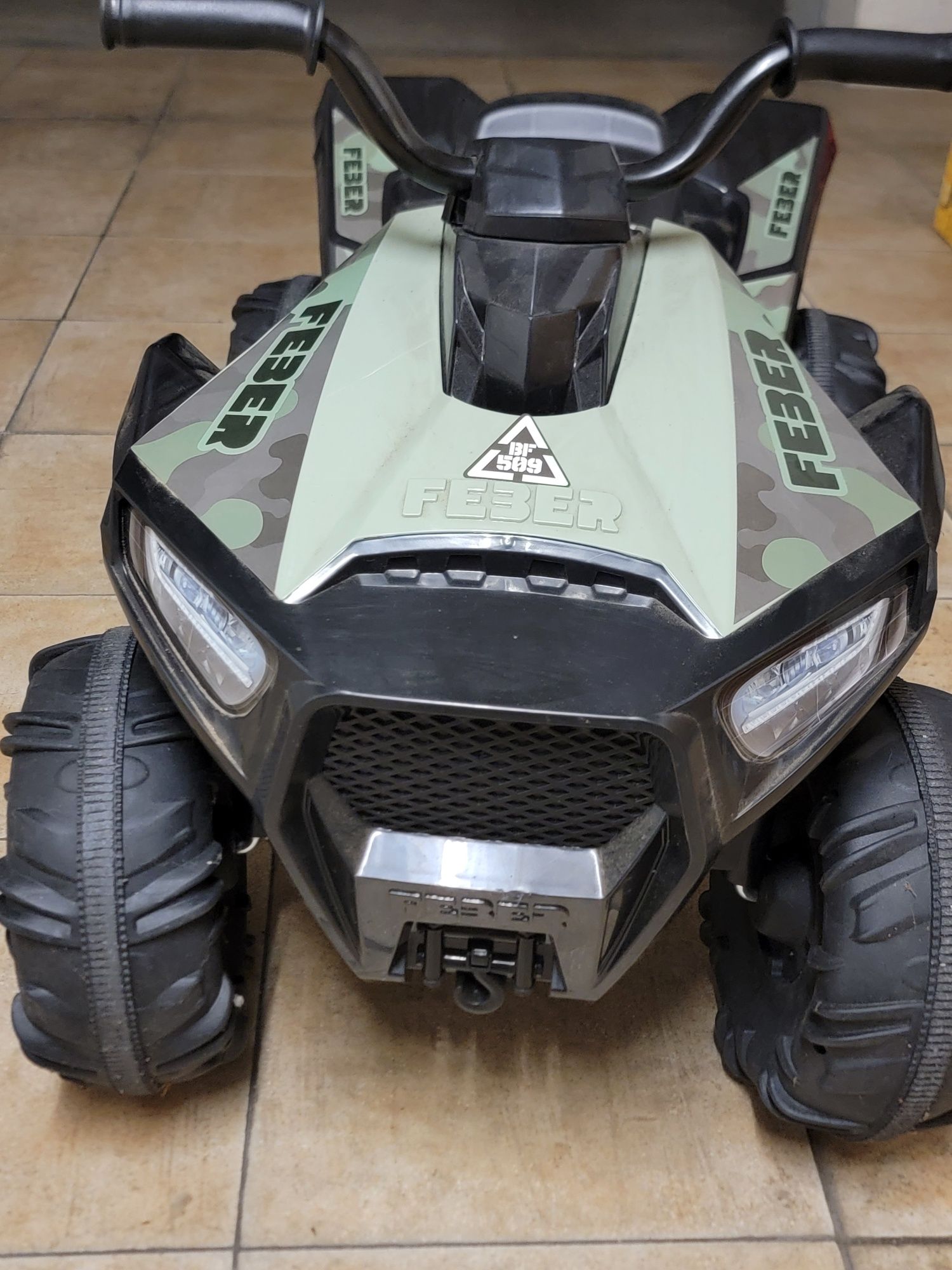 Vendo Moto 4 como nova