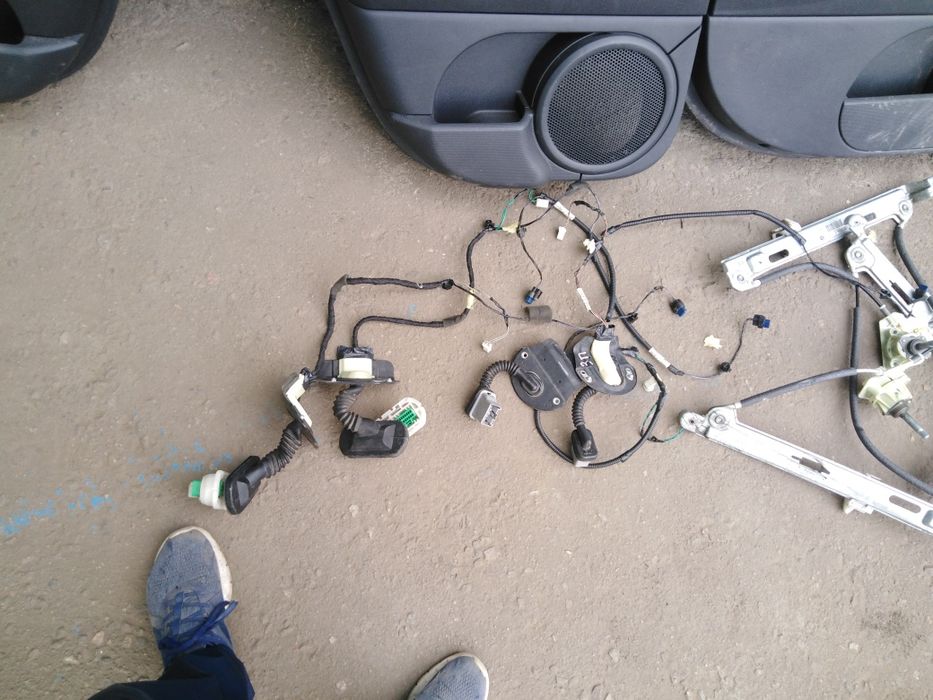 Карты и ручные стеклоподьемники Jeep compass patriot