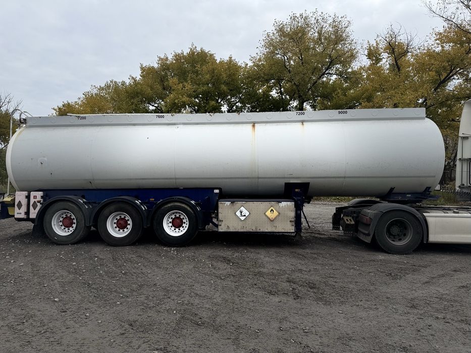 Напівпричіп SIMATRA 2001рік