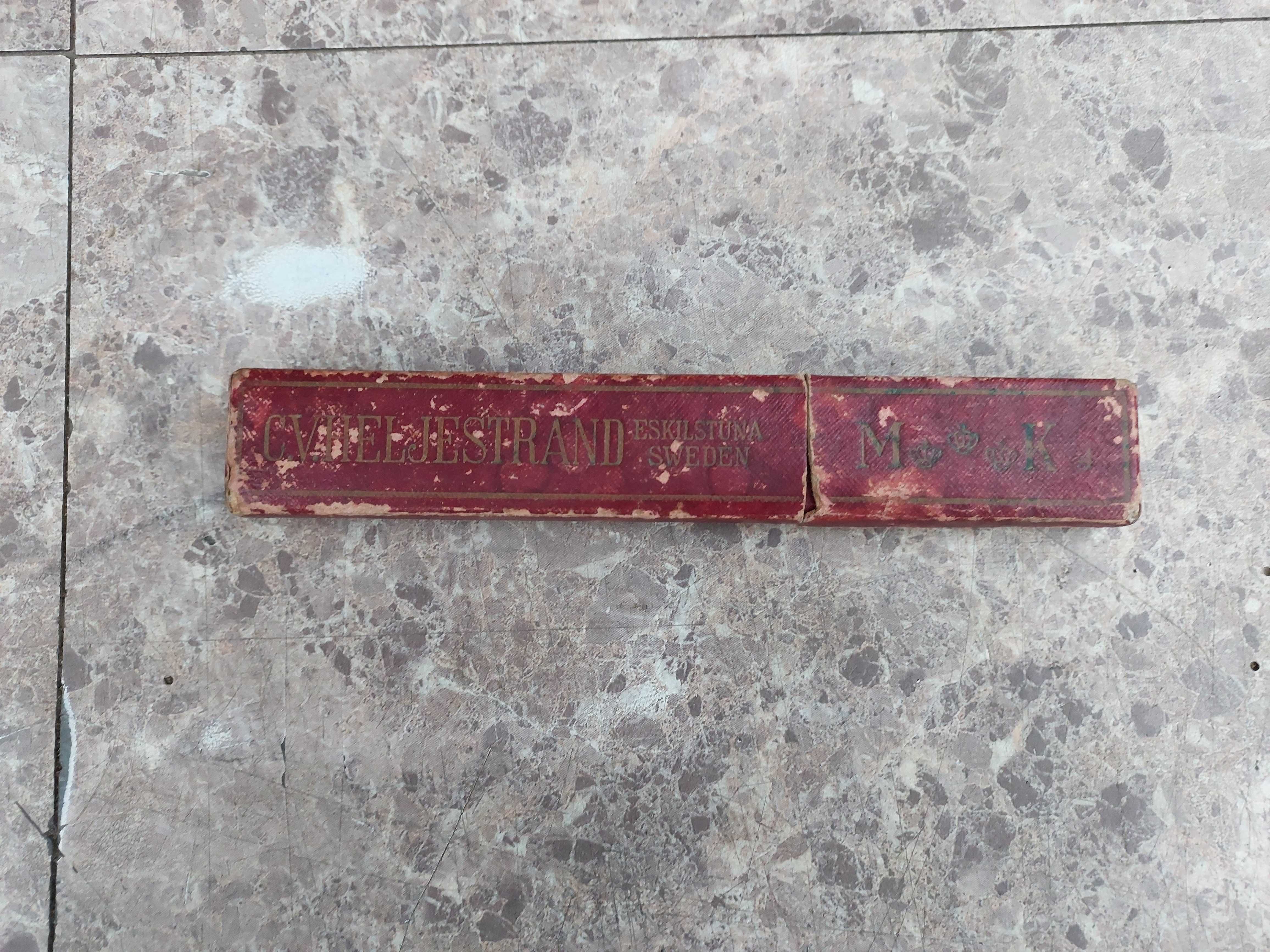 Pudełko etui starej brzytwy C.V. Heljestrand