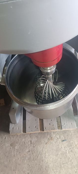 Продам кремовзбивну машину МВ 35