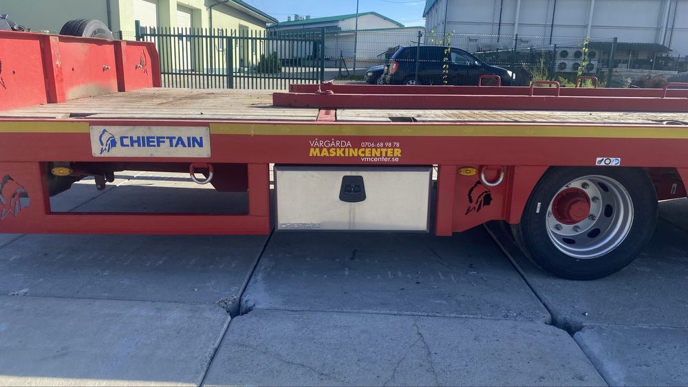 Przyczepa niskopdwoziowa tridem - jak nowa okazja