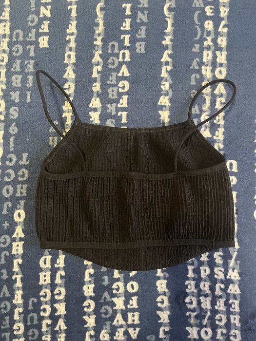 топ белье черного цвета