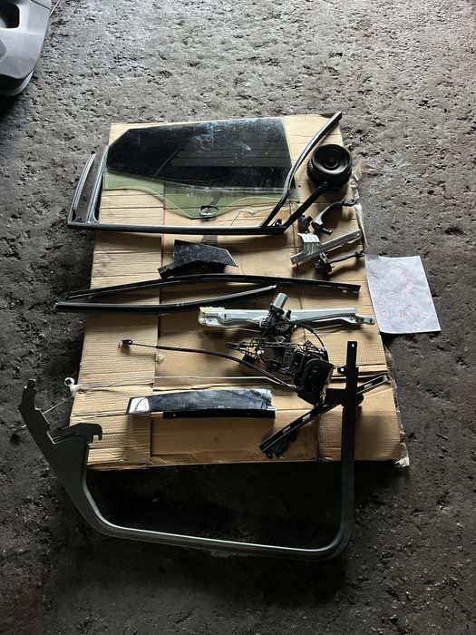 Bolt euv 22-23 елементи правой задньой давері