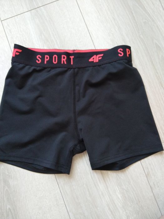 Spodenki damskie 4f , czarne , 146/152