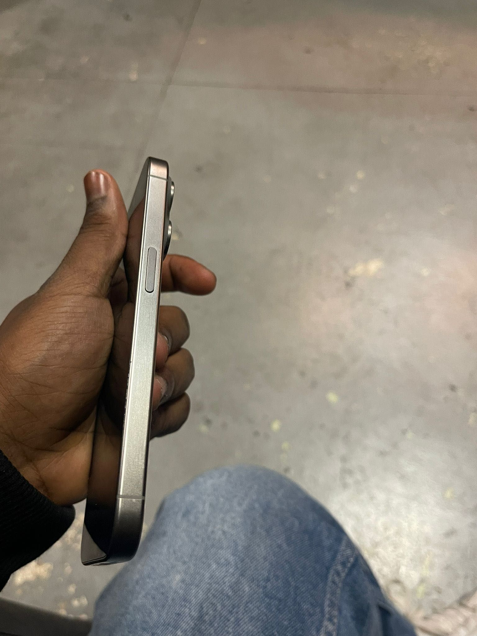 iPhone 15 pro 128gb